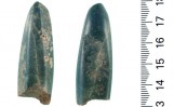 jadePicture1 A composite photograph of the front and back of the jade gouge shown with a centimeter scale. CREDIT: Les O’Neil, University of Otago