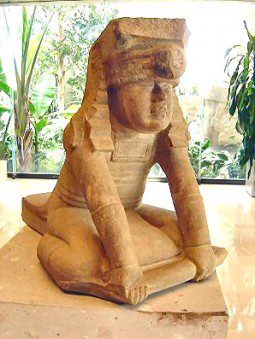 Olmec twin statue from El Azuzul